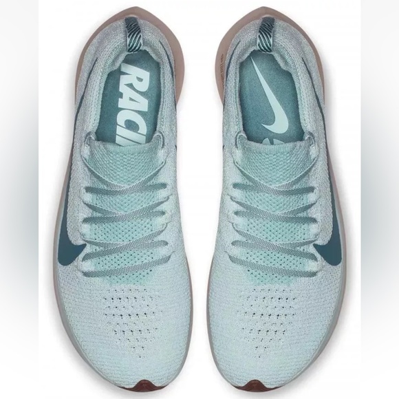 NWT Nike Zoom Fly Flyknit Women’s Sneakers in Glacier Blue Teal 7.5 AR4562-444 - Picture 3 of 11